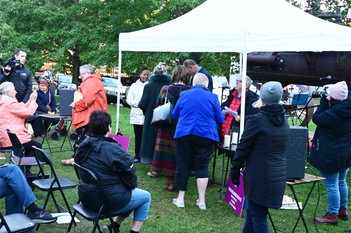 Receiving Medals of Recognition